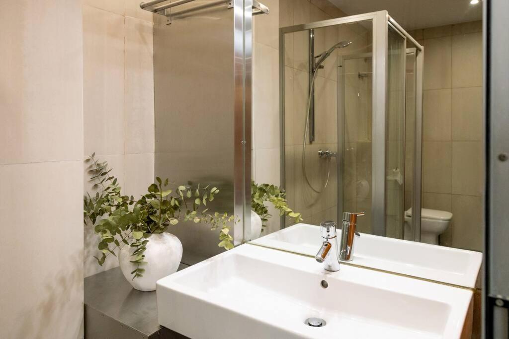 Atico Nuevo En Corazon De Malaga Apartment Bagian luar foto